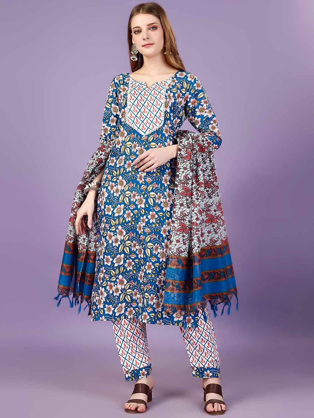 

WINE LADY Floral Printed Regular Kurta with Palazzos & With Dupatta, Blue