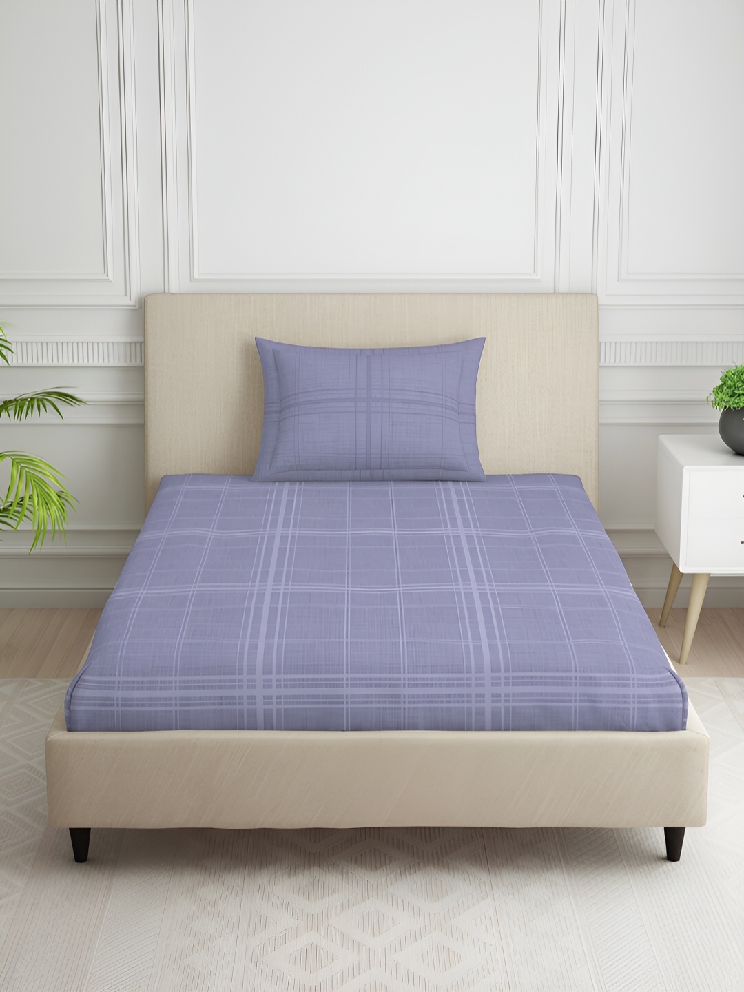

SPACES Purple Geometric 144 TC Single Bedsheet with 1 Pillow Covers