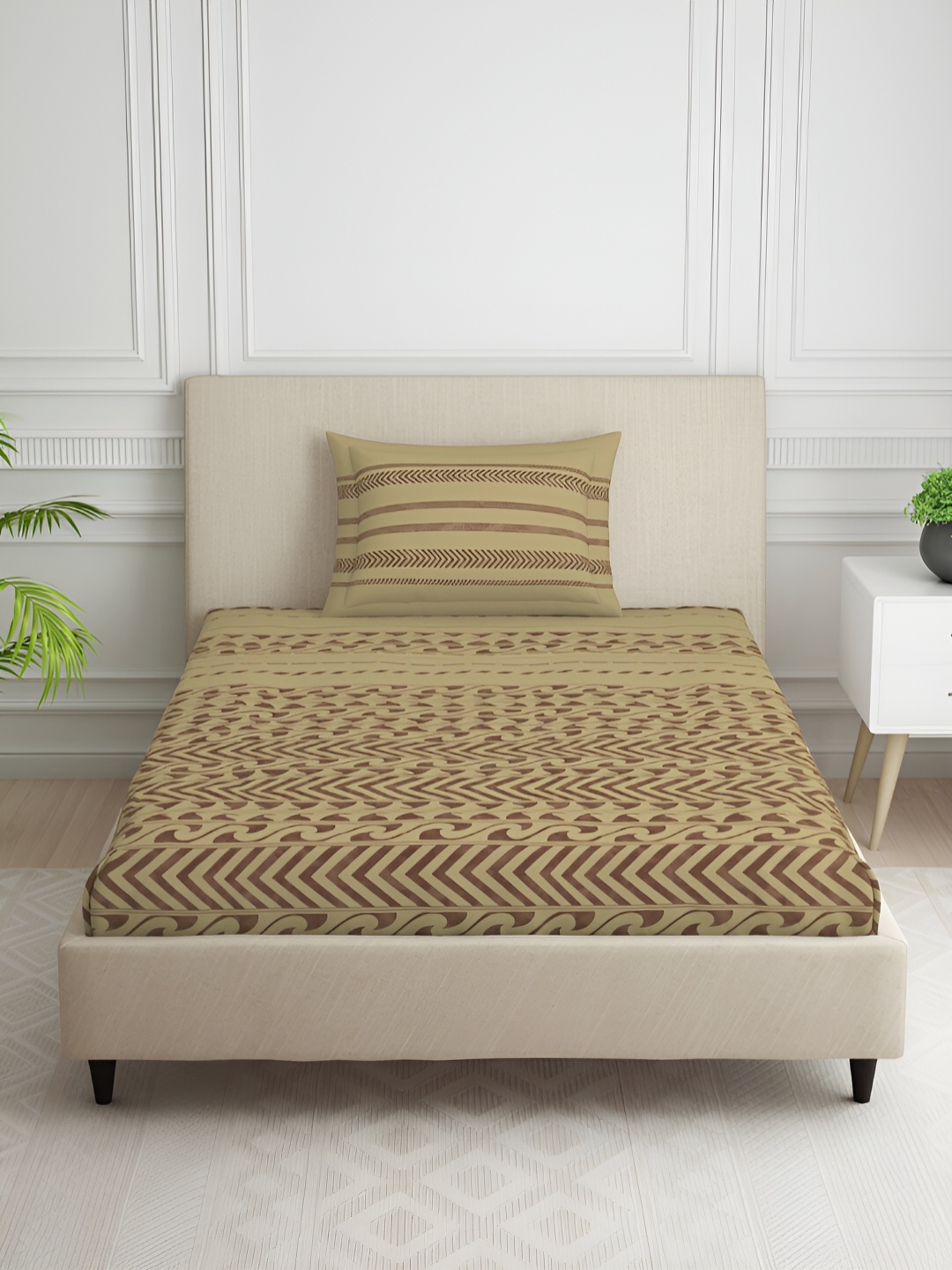 

SPACES Beige & Brown Geometric Cotton 144 TC Single Bedsheet with 1 Pillow Covers