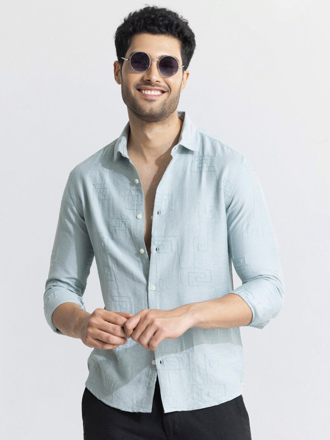 

Snitch Classic Spread Collar Long Sleeves Slim Fit Cotton Casual Shirt, Green