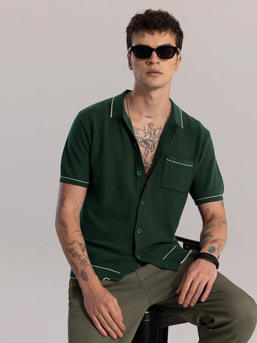 

Snitch Olive Classic Slim Fit Cotton Casual Shirt