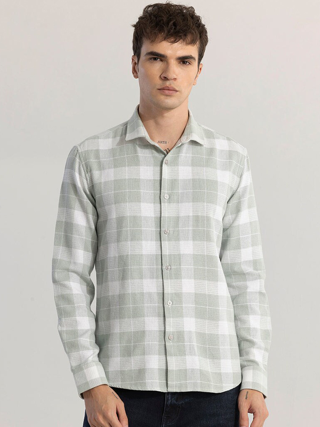

Snitch Classic Spread Collar Long Sleeves Slim Fit Cotton Casual Shirt, Green