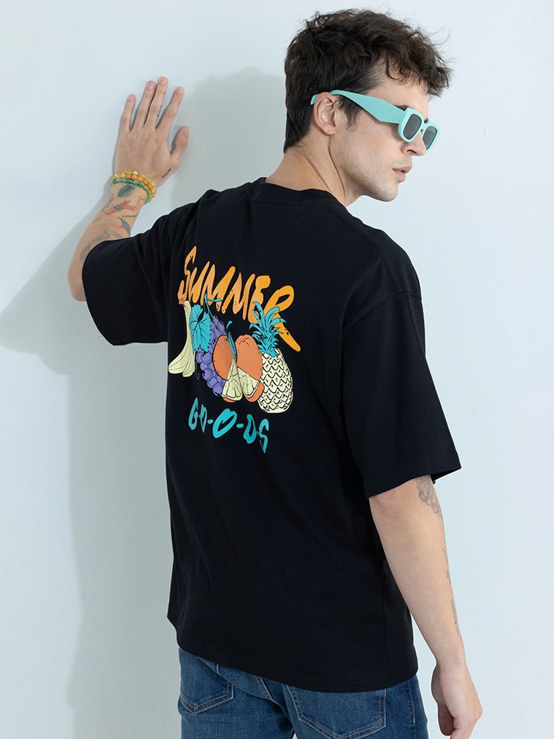 

Snitch Typography Printed Cotton T-shirt, Black