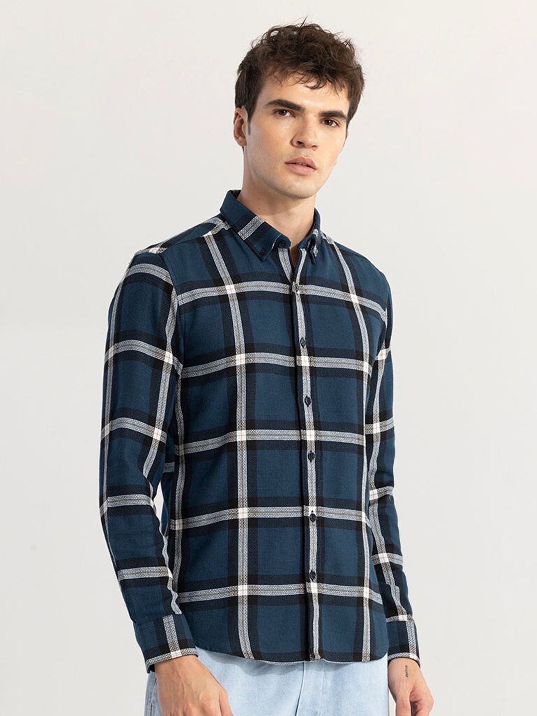 

Snitch Classic Slim Fit Checked Cotton Casual Shirt, Navy blue