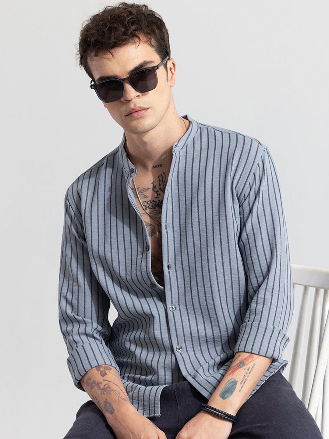 

Snitch Grey Classic Slim Fit Striped Printed Cotton Casual Shirt