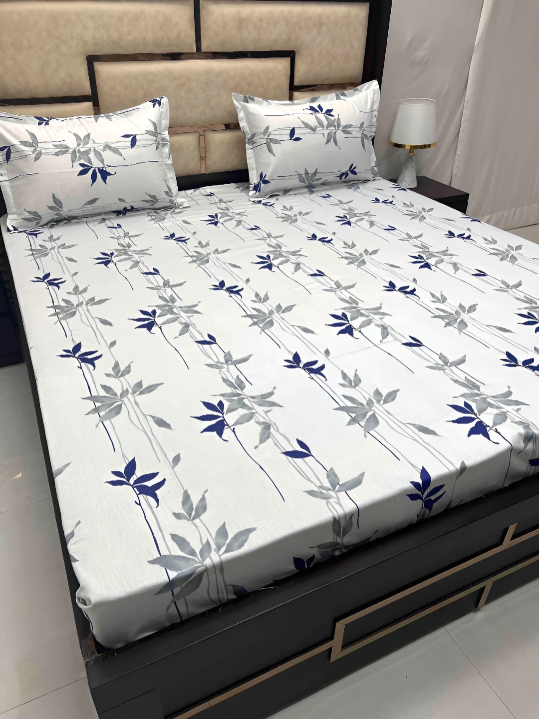 

Pure Decor Blue & Grey Floral Cotton 350 TC King Bedsheet with 2 Pillow Covers