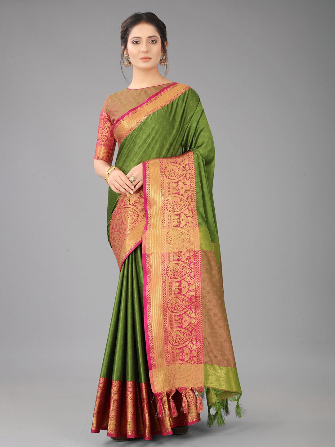 

DIVASTRI Ethnic Motifs Woven Design Zari Pure Silk Banarasi Saree, Green