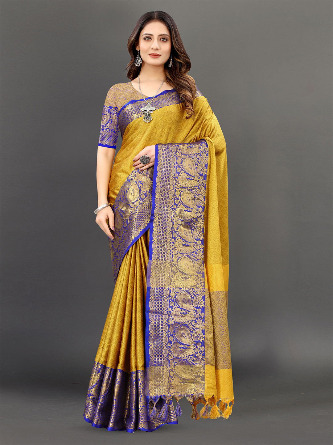

DIVASTRI Ethnic Motifs Woven Design Pure Silk Banarasi Zari Saree, Yellow