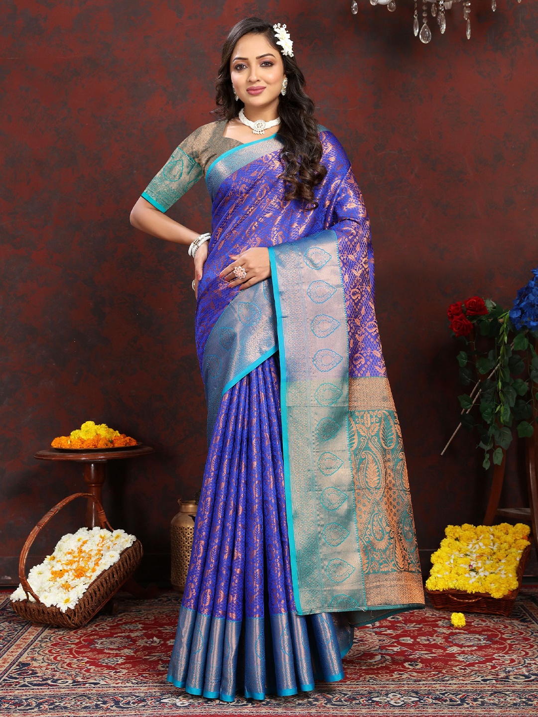 

DIVASTRI Ethnic Motifs Woven Design Zari Pure Silk Banarasi Saree, Blue