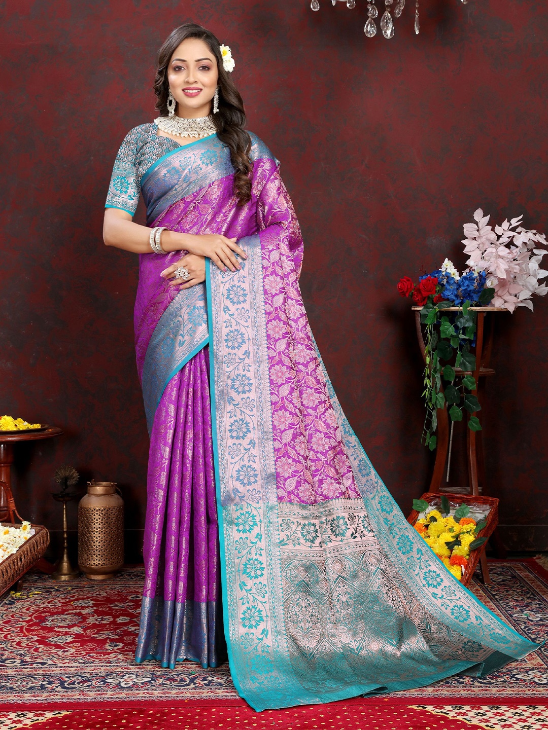 

DIVASTRI Ethnic Motifs Woven Design Zari Pure Silk Banarasi Saree, Purple