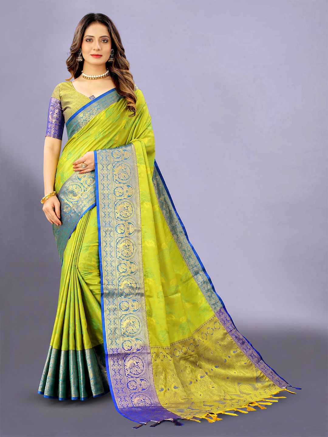 

DIVASTRI Ethnic Motifs Woven Design Zari Pure Silk Banarasi Saree, Green