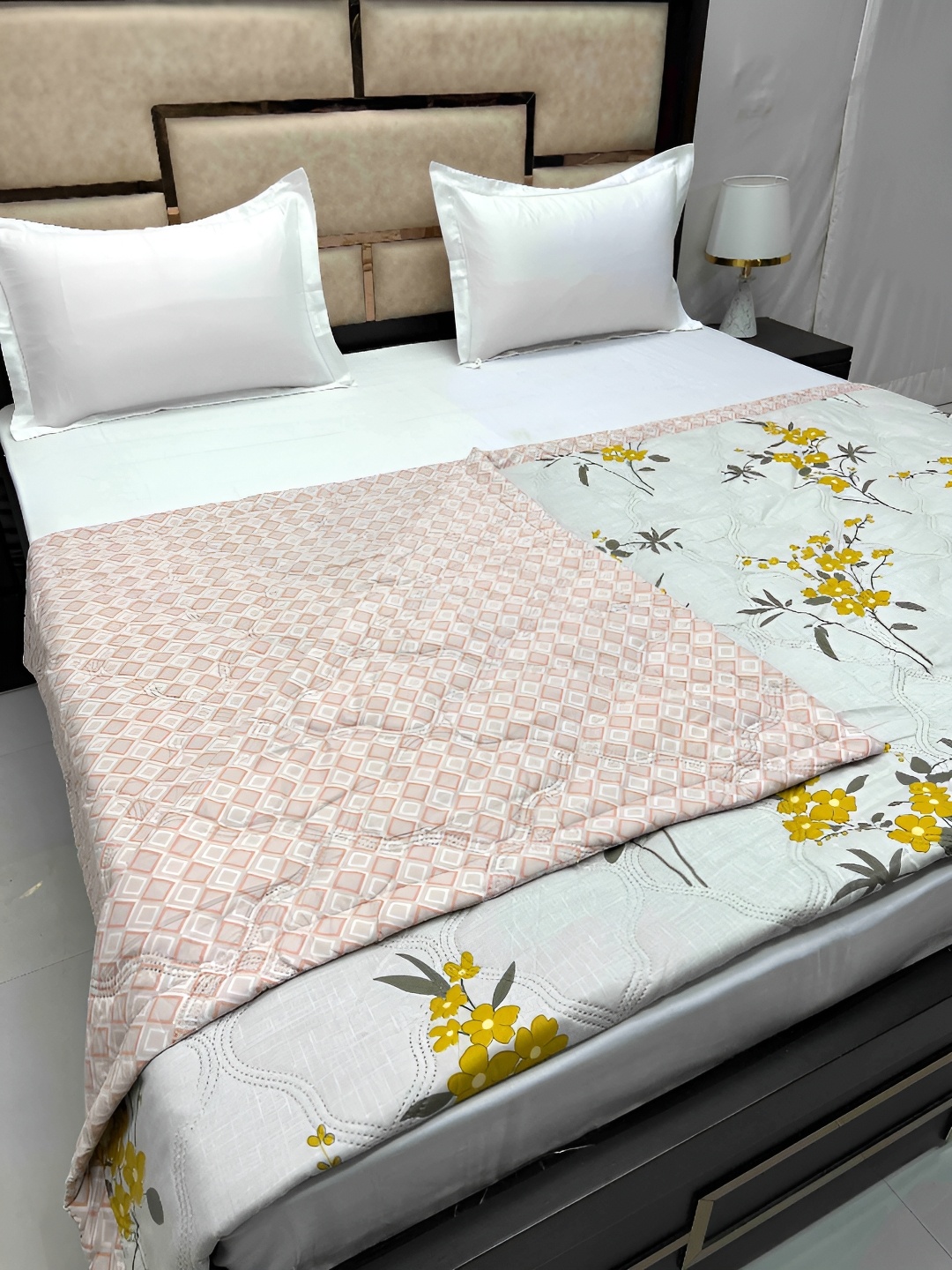 

Pure Decor White & Yellow Floral AC Room Double Bed Comforter