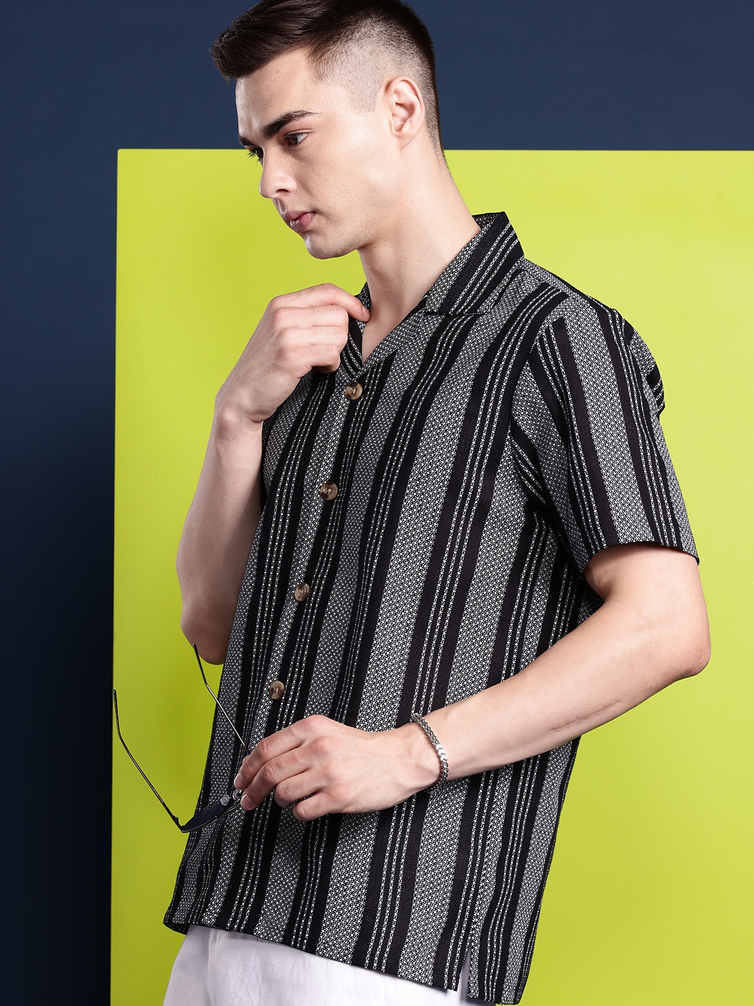 

Hancock Men Striped Relaxed Fit Pure Cotton Casual Shirt, Black