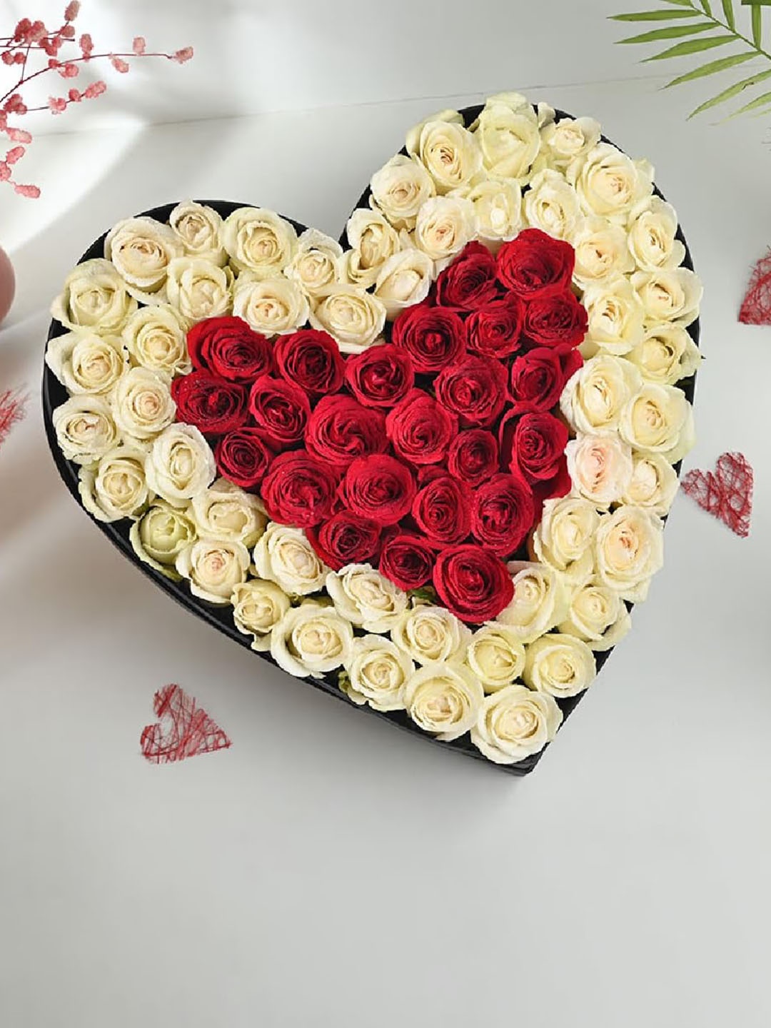 

Floweraura 75 Pieces White & Red Roses Bouquet In Heart Shaped Box