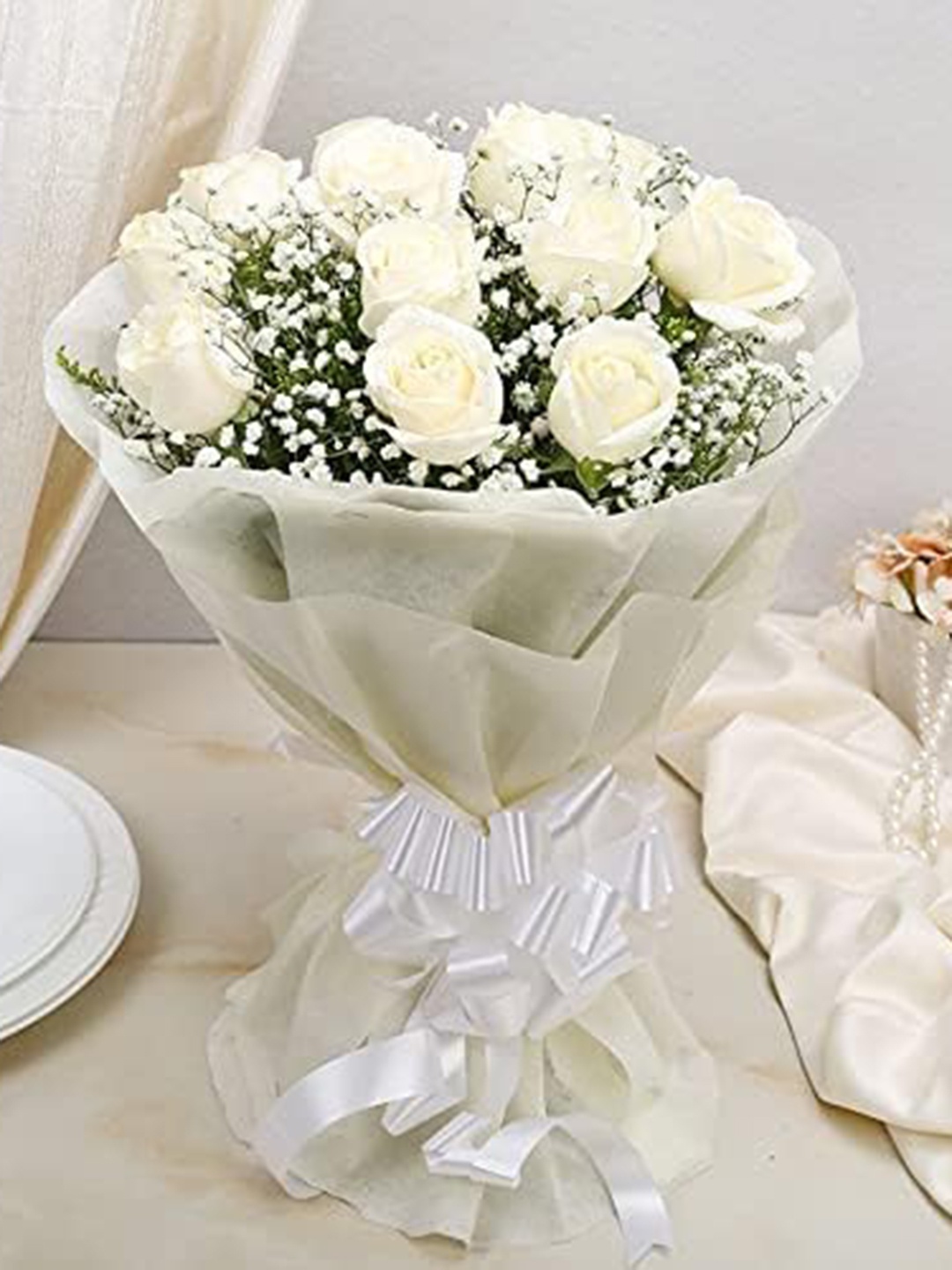 

Floweraura 12 Pieces White Roses Fresh Flowers Bouquet