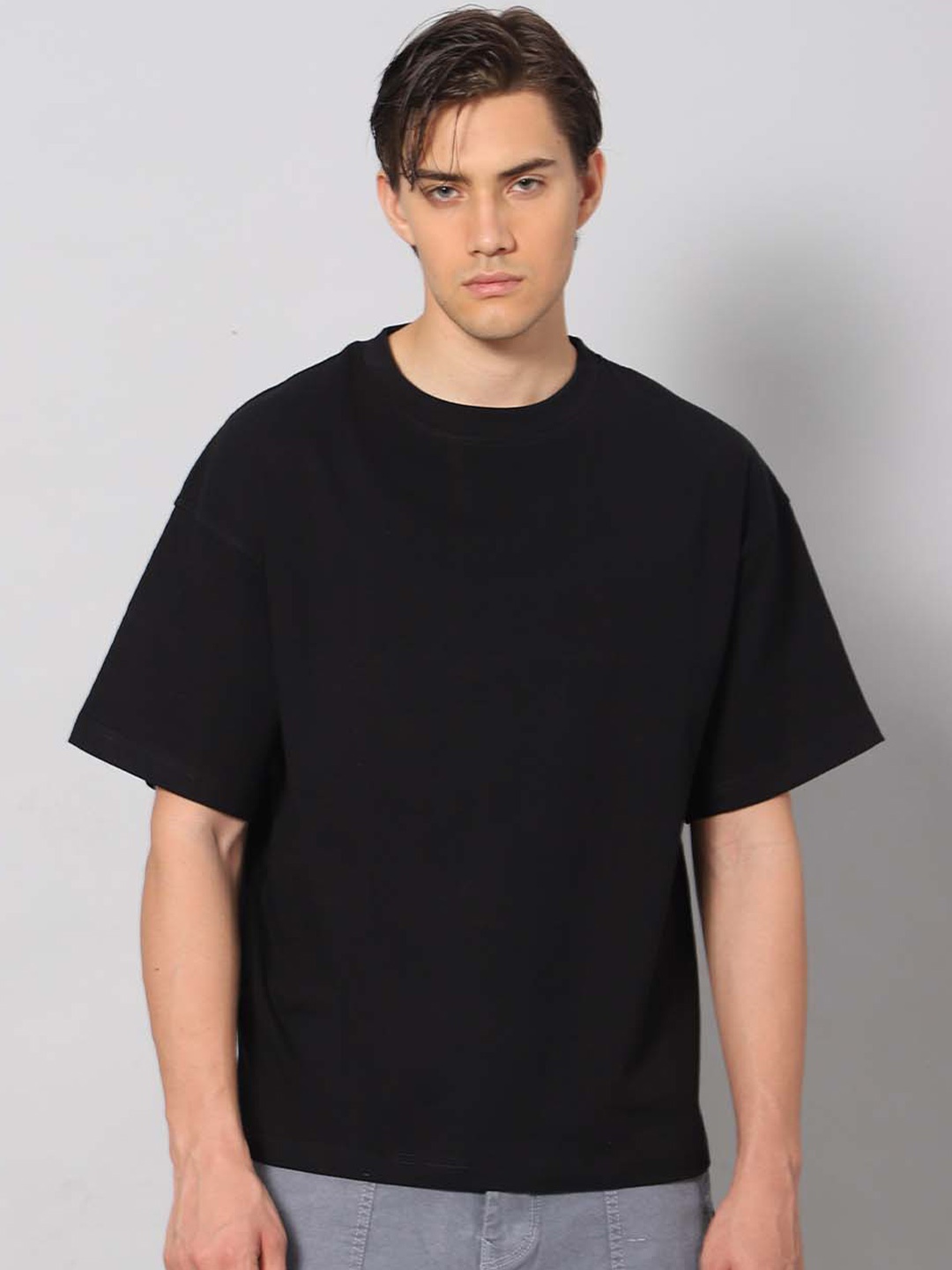 

Besick Pure Cotton Round Neck Short Sleeves Oversized Casual T-shirt, Black