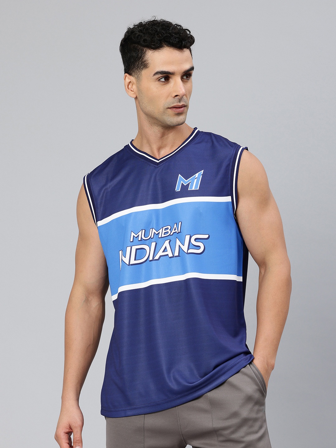 

Mumbai Indians Men Colourblocked T-shirt, Navy blue