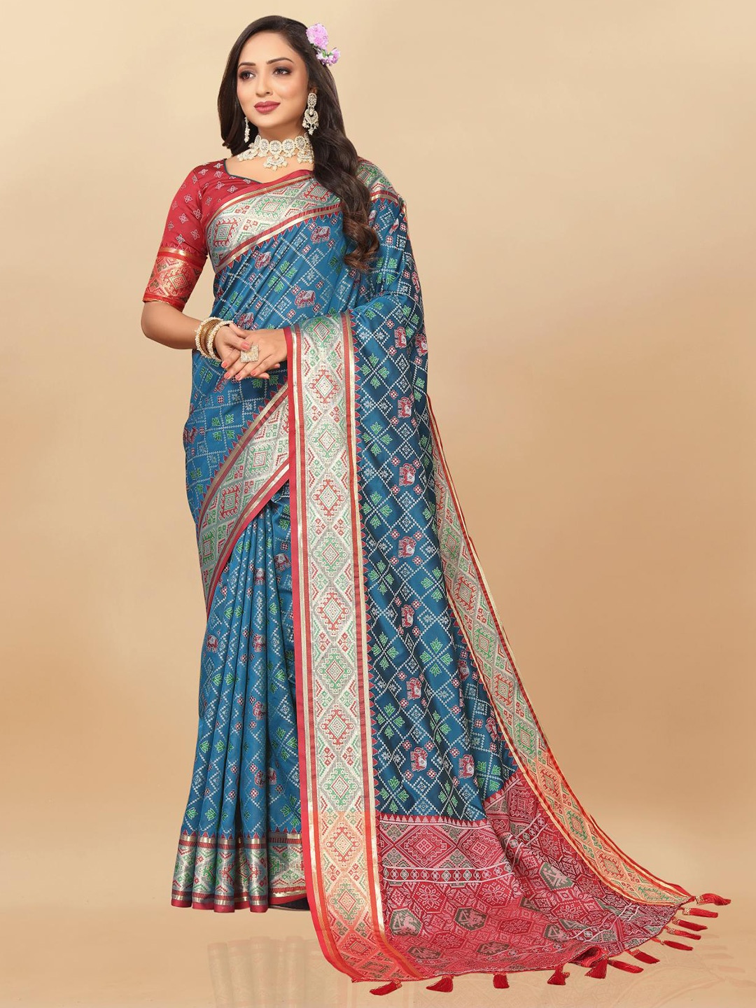 

PATIALAPICKS Woven Design Zari Pure Silk Patola Saree, Navy blue