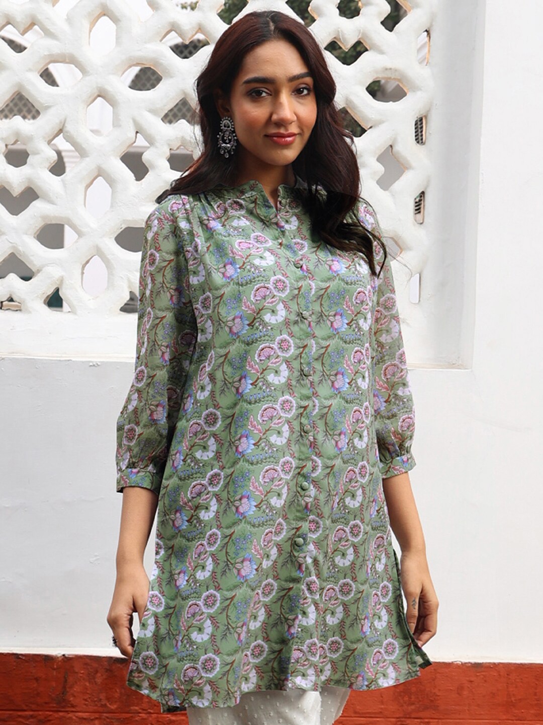 

Janasya Floral Printed Mandarin Collar Georgette Tunic, Green