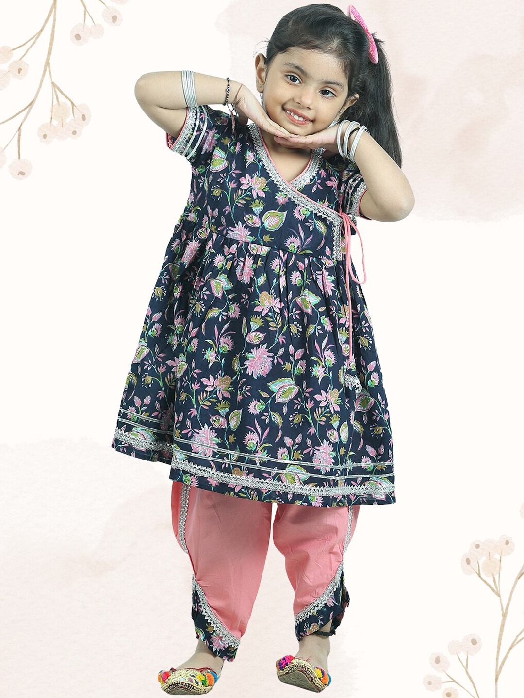 

JUNITOS Girls Floral Printed V-Neck Pure Cotton Angrakha Kurti With Dhoti, Blue