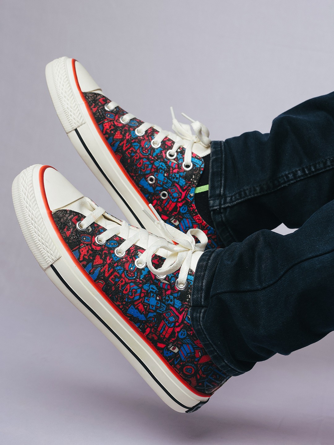 

CROWCIA LONDON Men Printed Round Toe Lightweight Canvas Sneakers, Blue