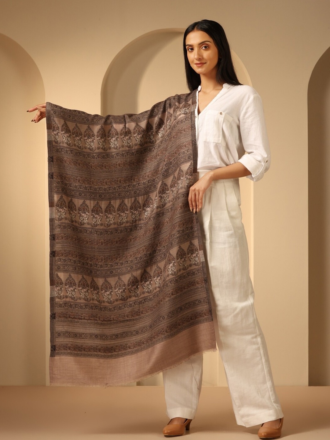 

DUSALA INDIA Ethnic Motifs Woven Design Woollen Stole, Beige