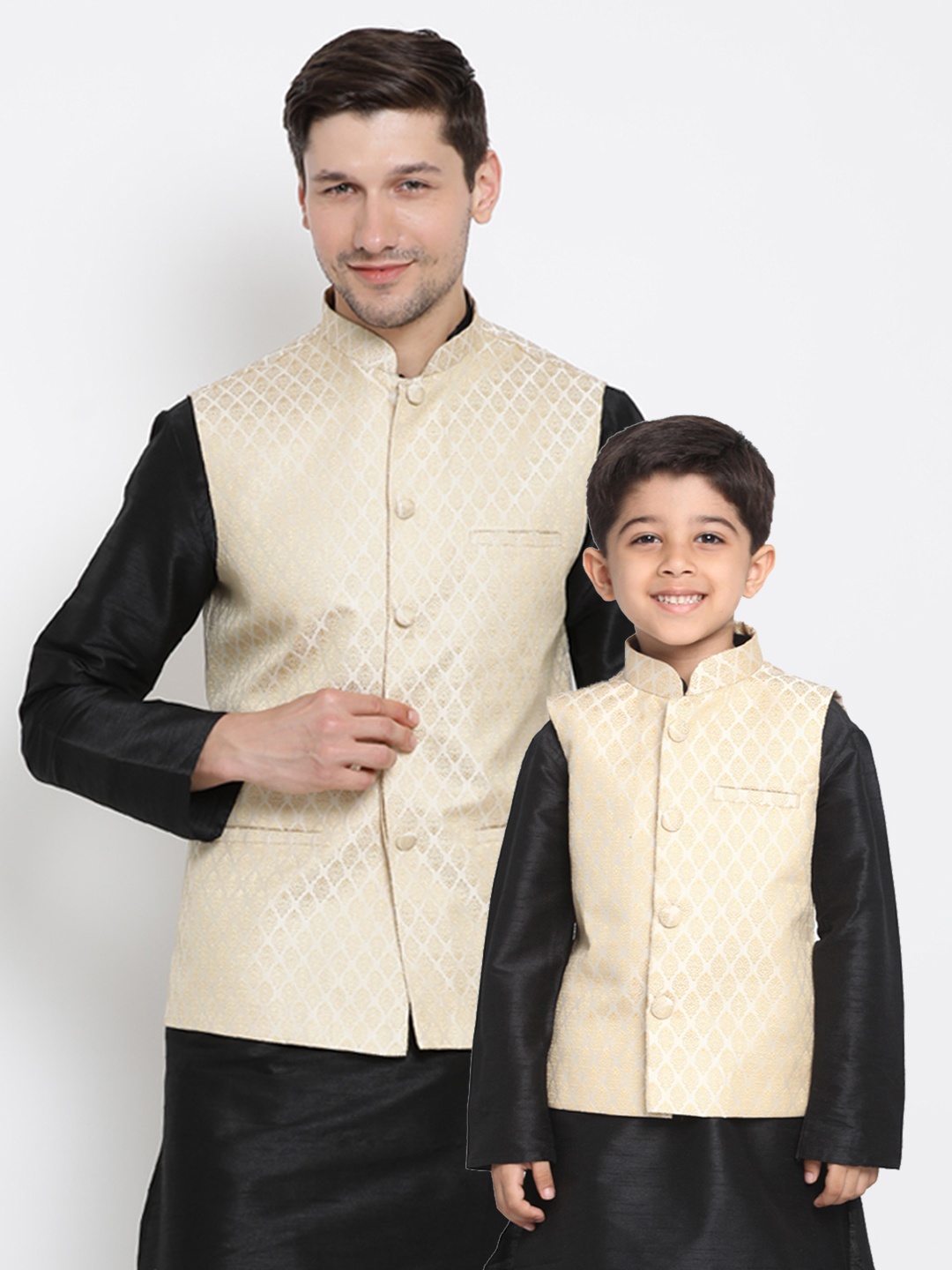 

VASTRAMAY Boys Woven-Designed Nehru Jacket, Cream