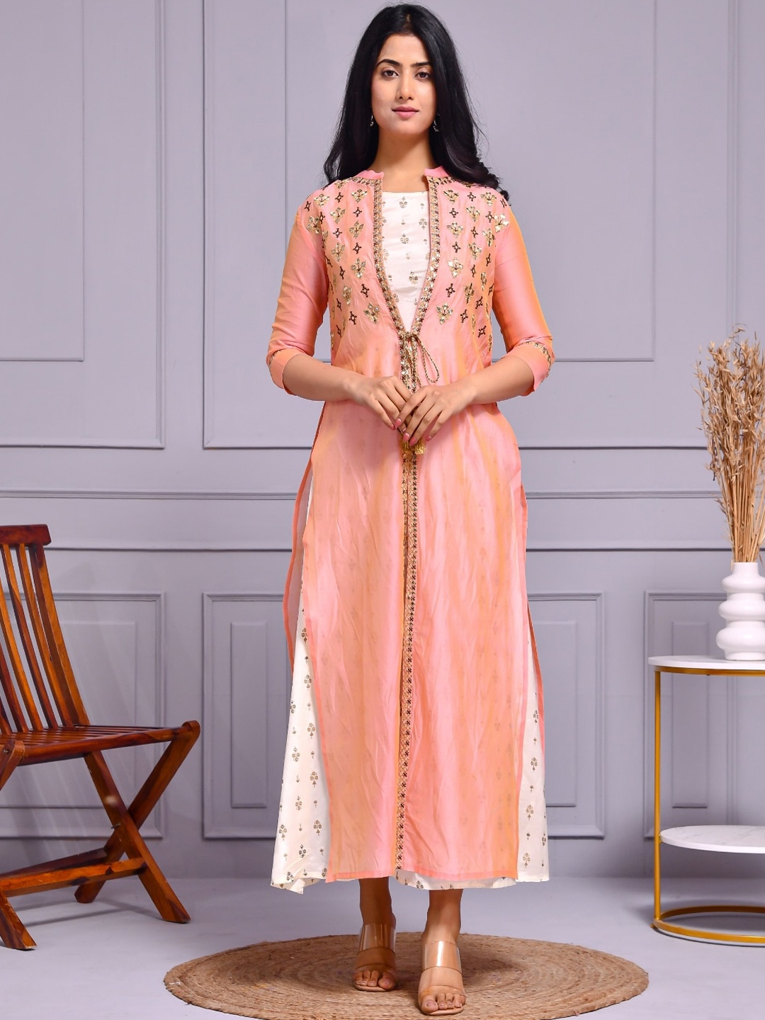 

Aspriya Ethnic Motifs Striped Thread Work Kurta, Peach