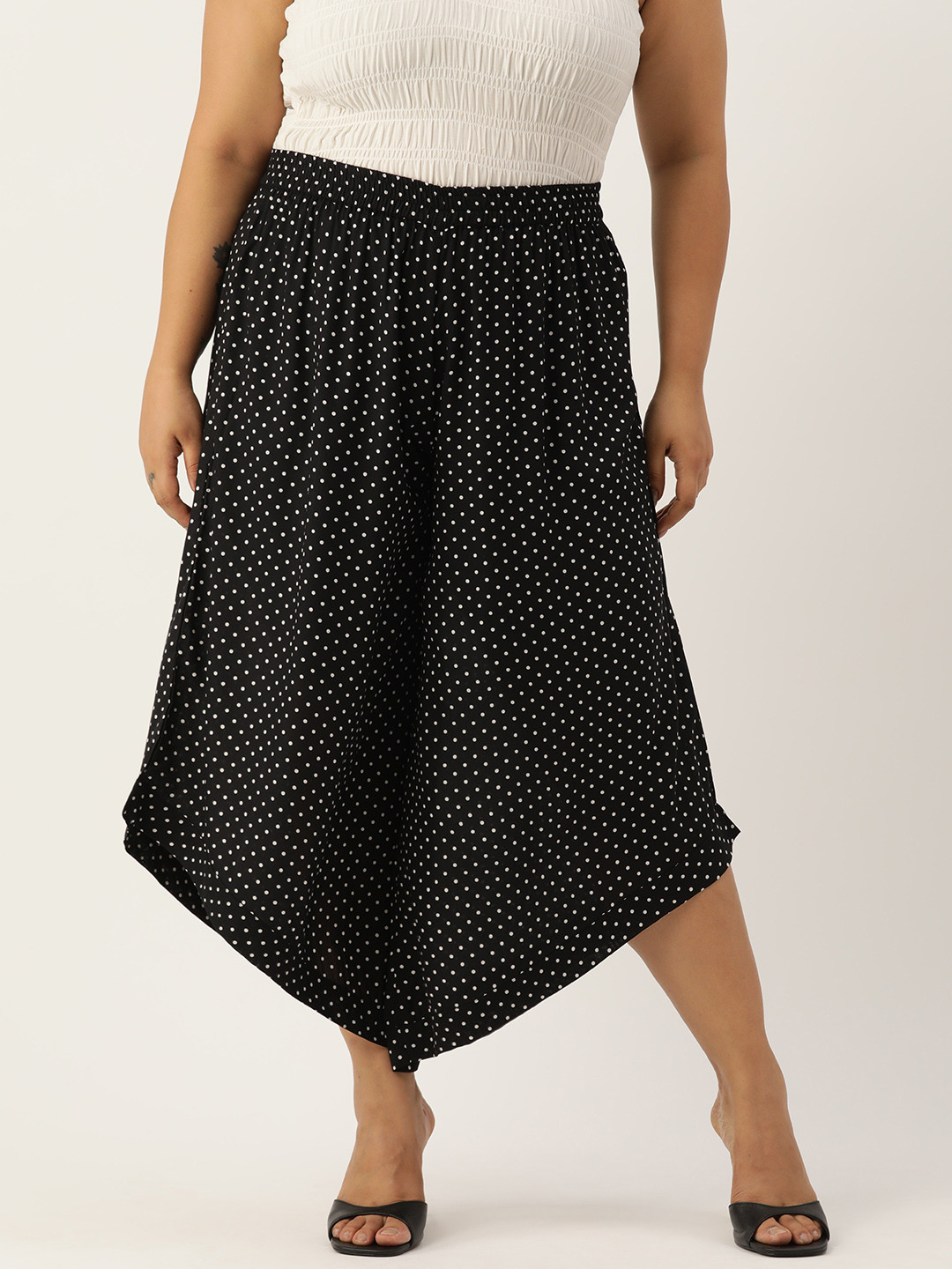 

theRebelinme Plus Size Polka Dot Printed Relaxed Flared High-Rise Culottes Trousers, Black
