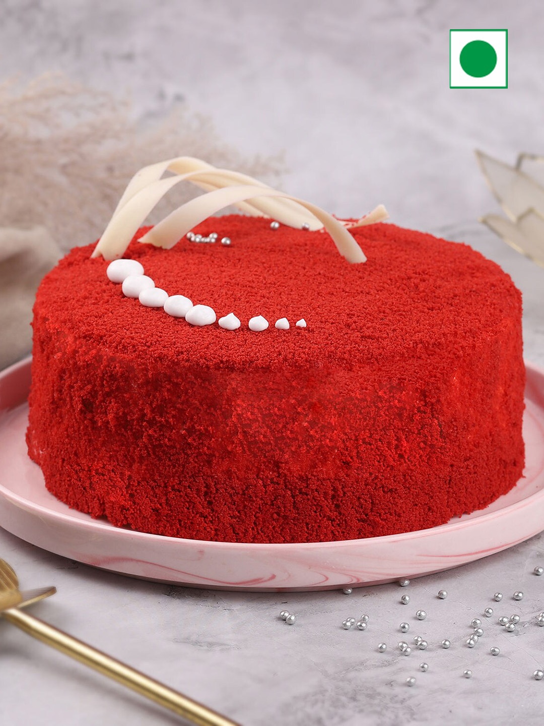 

fnp Red Velvet Flavor Eggless Round Cake -500 gm