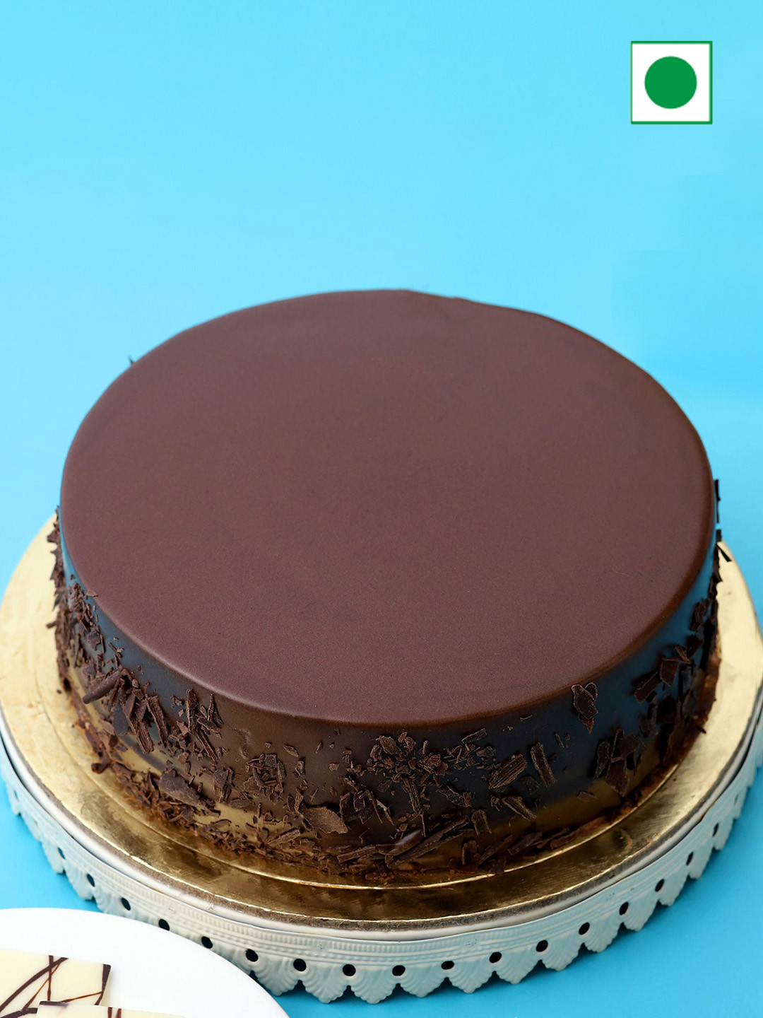 

fnp Chocolate Flavor Eggless Round Cake- 500 gms, Brown