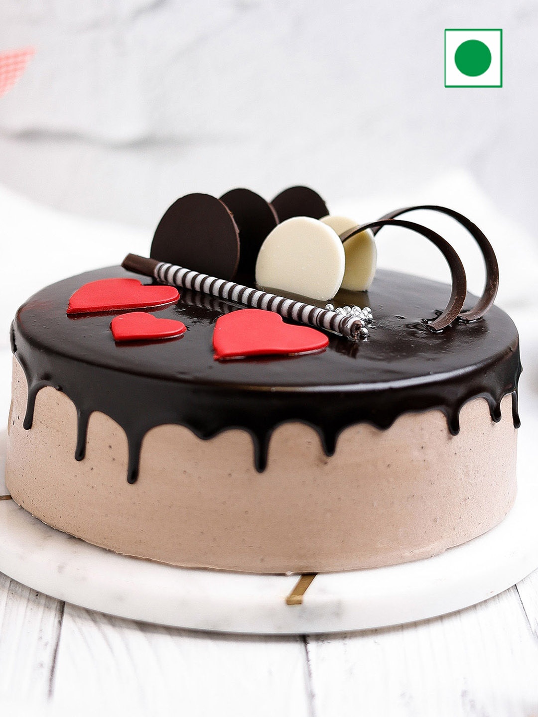 

fnp Chocolate Flavour Eggless Round Shape Cake- 500gms, Brown