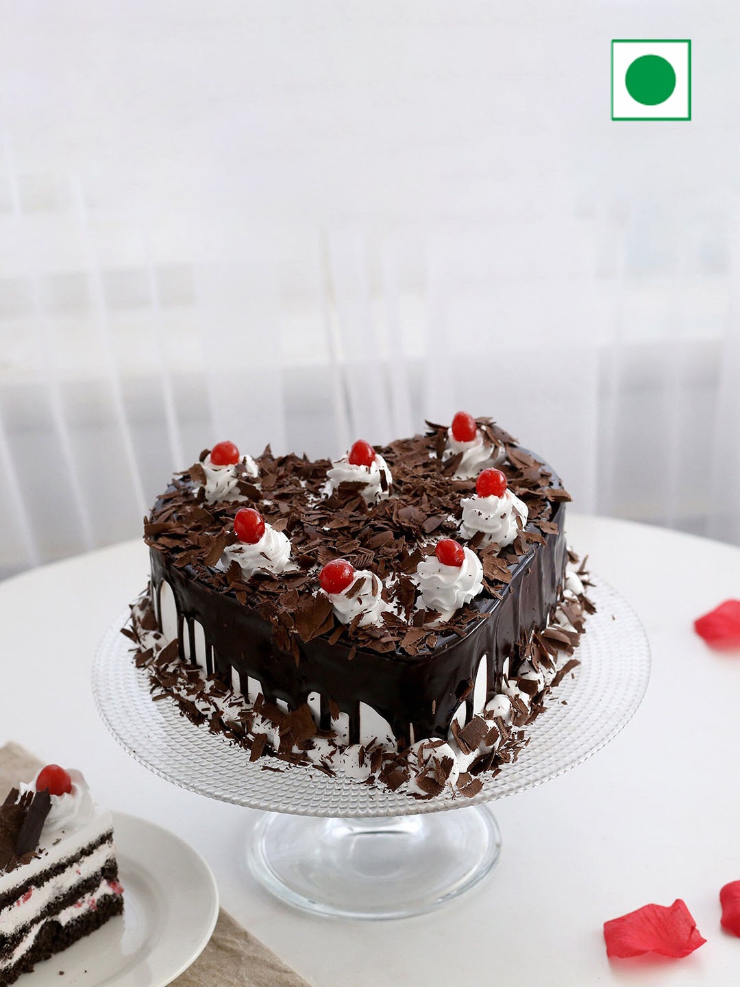 

fnp Black Forest Flavor Eggless Heart Cake- 500gms, Brown