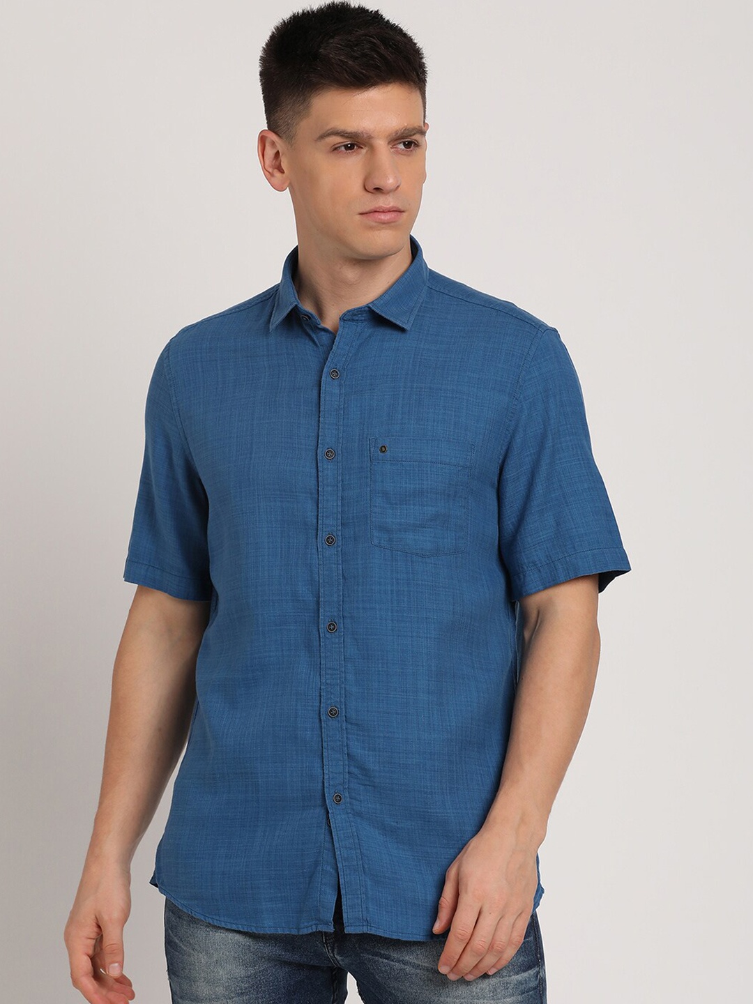 

Turtle Checked Relaxed Slim Fit Opaque Cotton Lyocell Casual Shirt, Blue