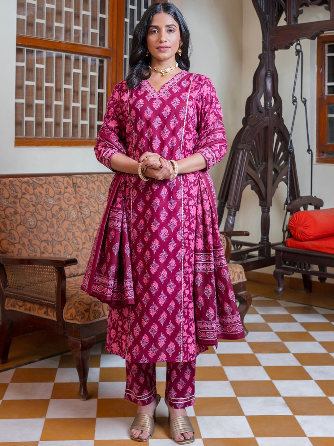 

RangDeep Floral Printed Regular Gotta Patti Pure Cotton Kurta with Trousers & With Dupatta, Maroon