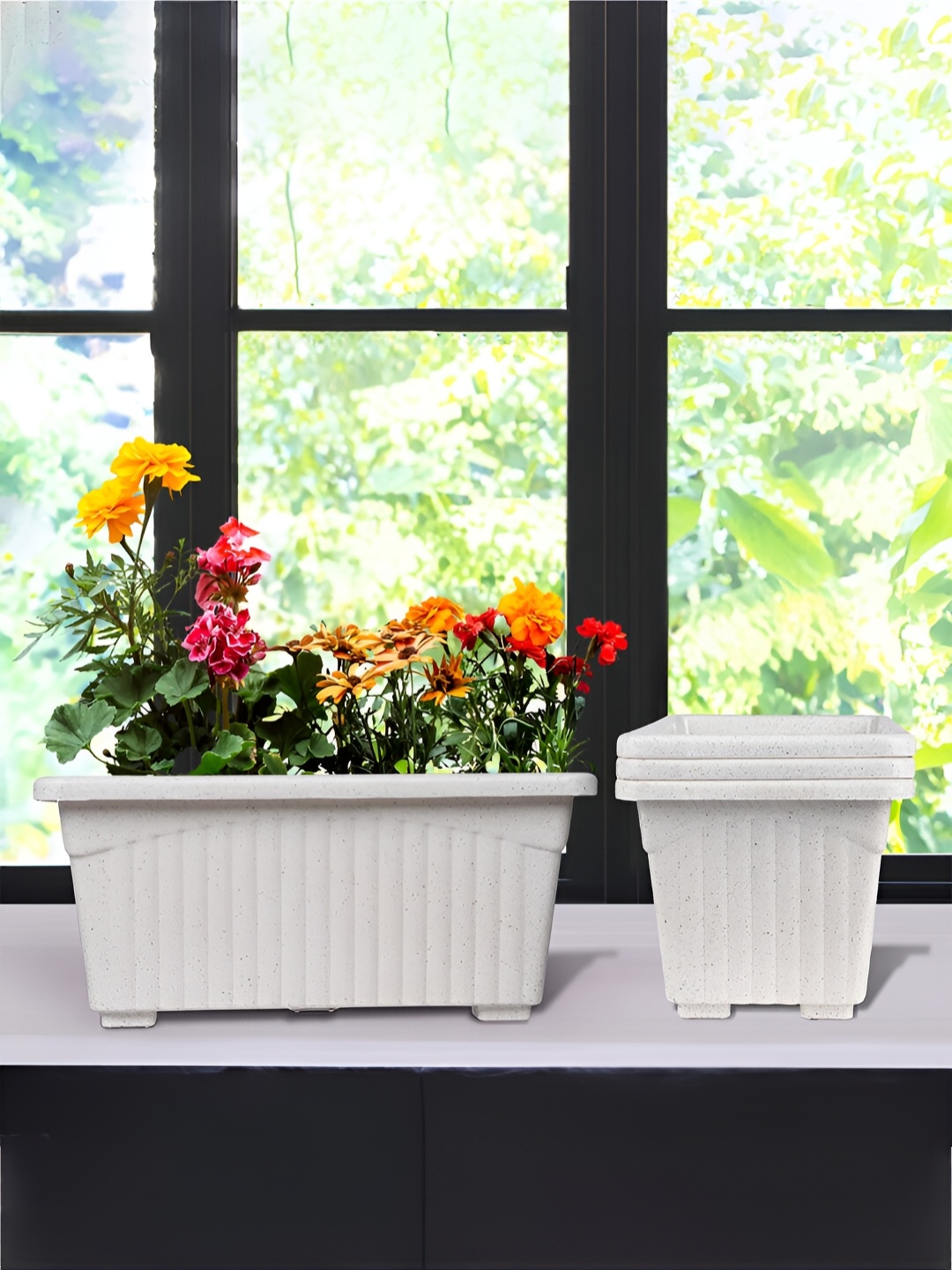 

Kuber Industries White 4 Pieces Textured Lightweight Planters