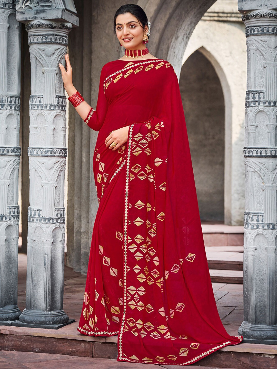 

Laxmipati Geometric Printed Saree, Red
