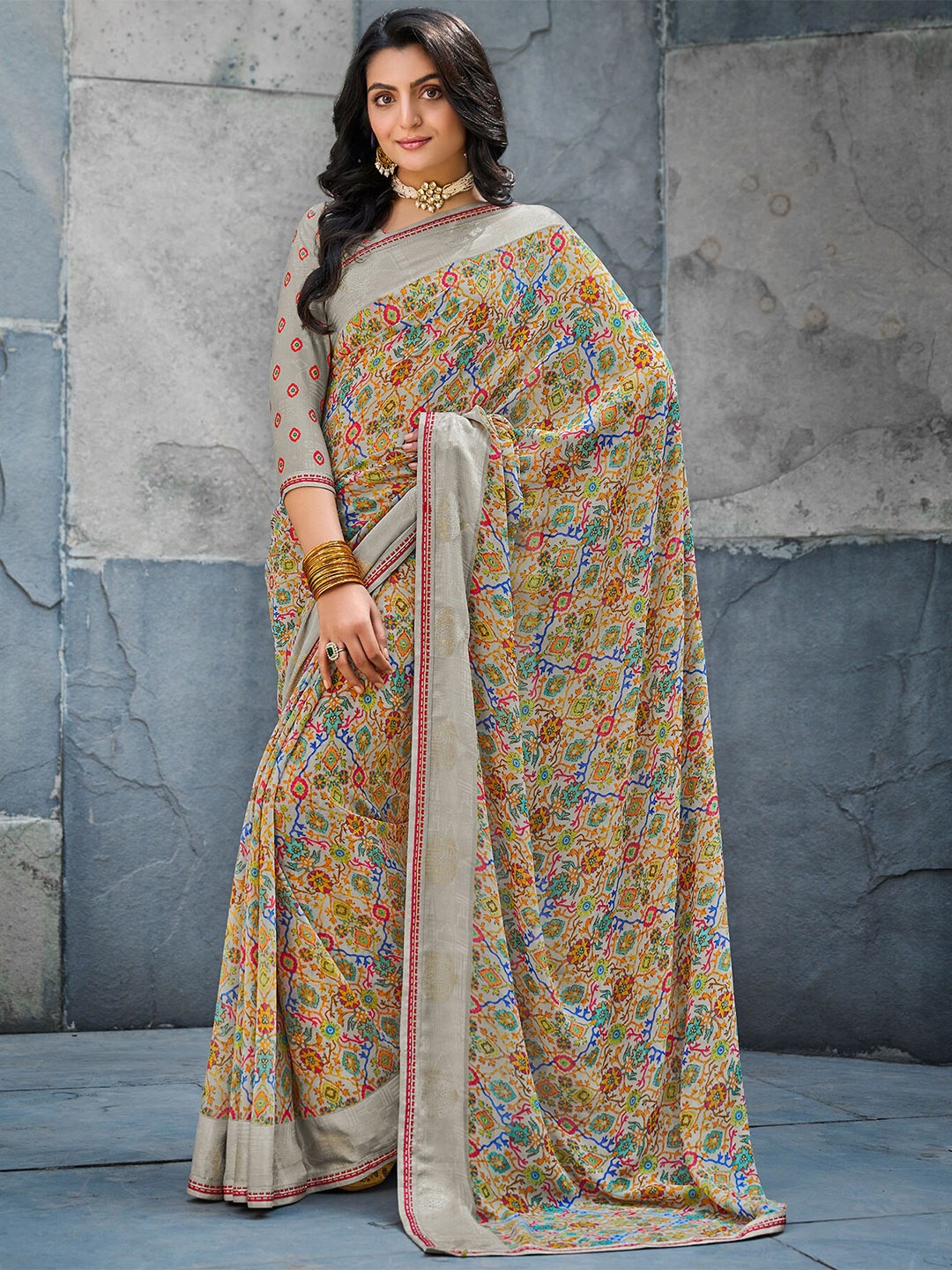 

Laxmipati Ethnic Motifs Printed Embroidered Saree, Grey