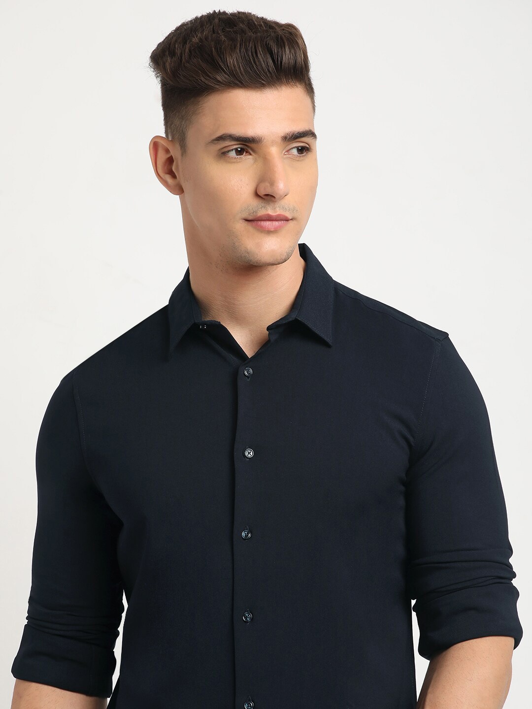 

THE BEAR HOUSE Spread Collar Long Sleeves Slim Fit Casual Shirt, Navy blue