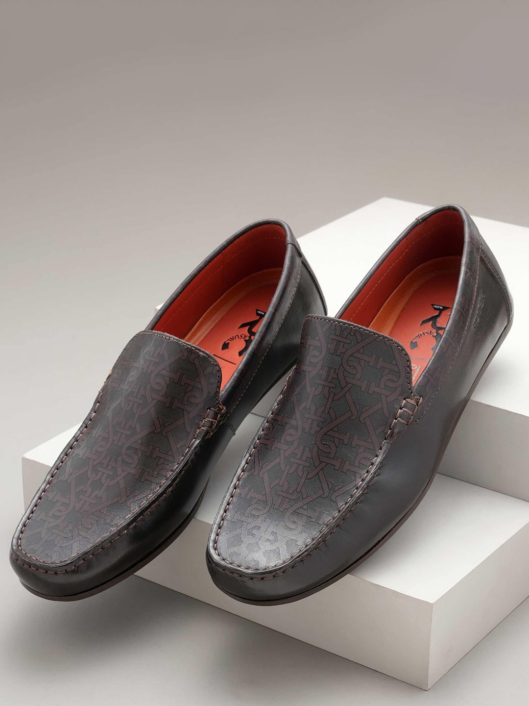 

Ruosh Men Textured Leather Loafers, Brown