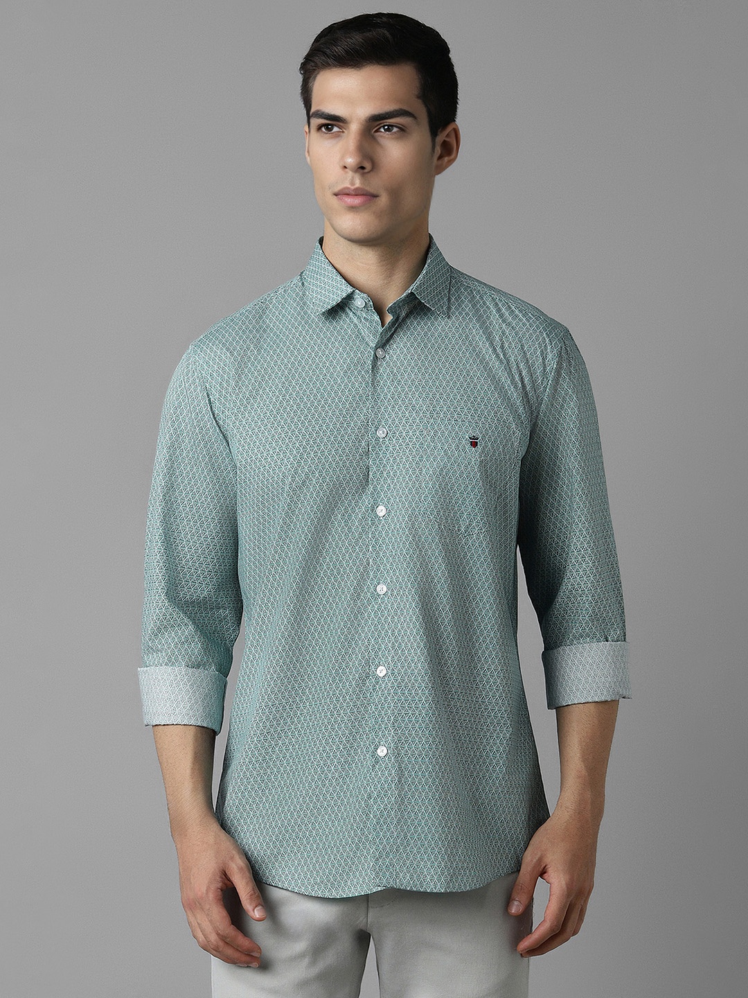 

Louis Philippe Sport Geometric Printed Slim Fit Cotton Opaque Casual Shirt, Green