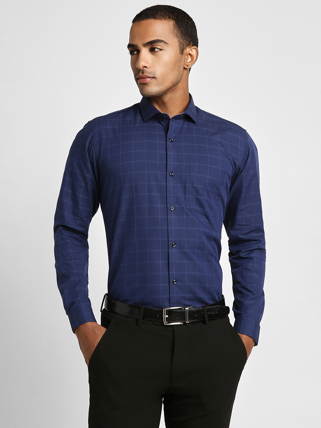 

Peter England Men Opaque Checked Formal Shirt, Blue