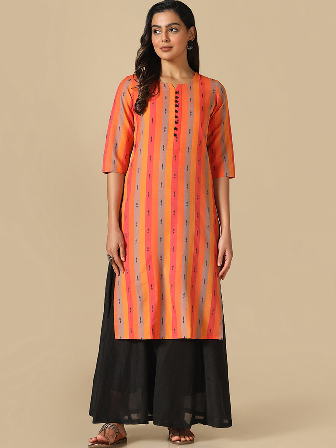 

KALINI Geometric Embroidered Straight Kurta, Orange