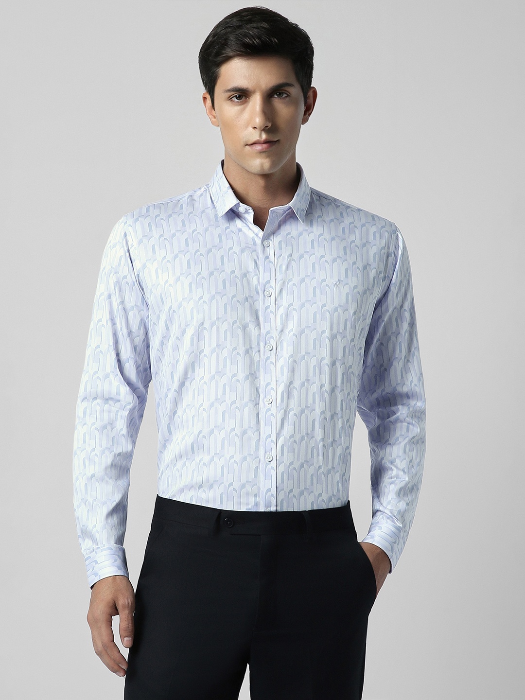 

V Dot Men Slim Fit Floral Opaque Printed Party Shirt, Blue