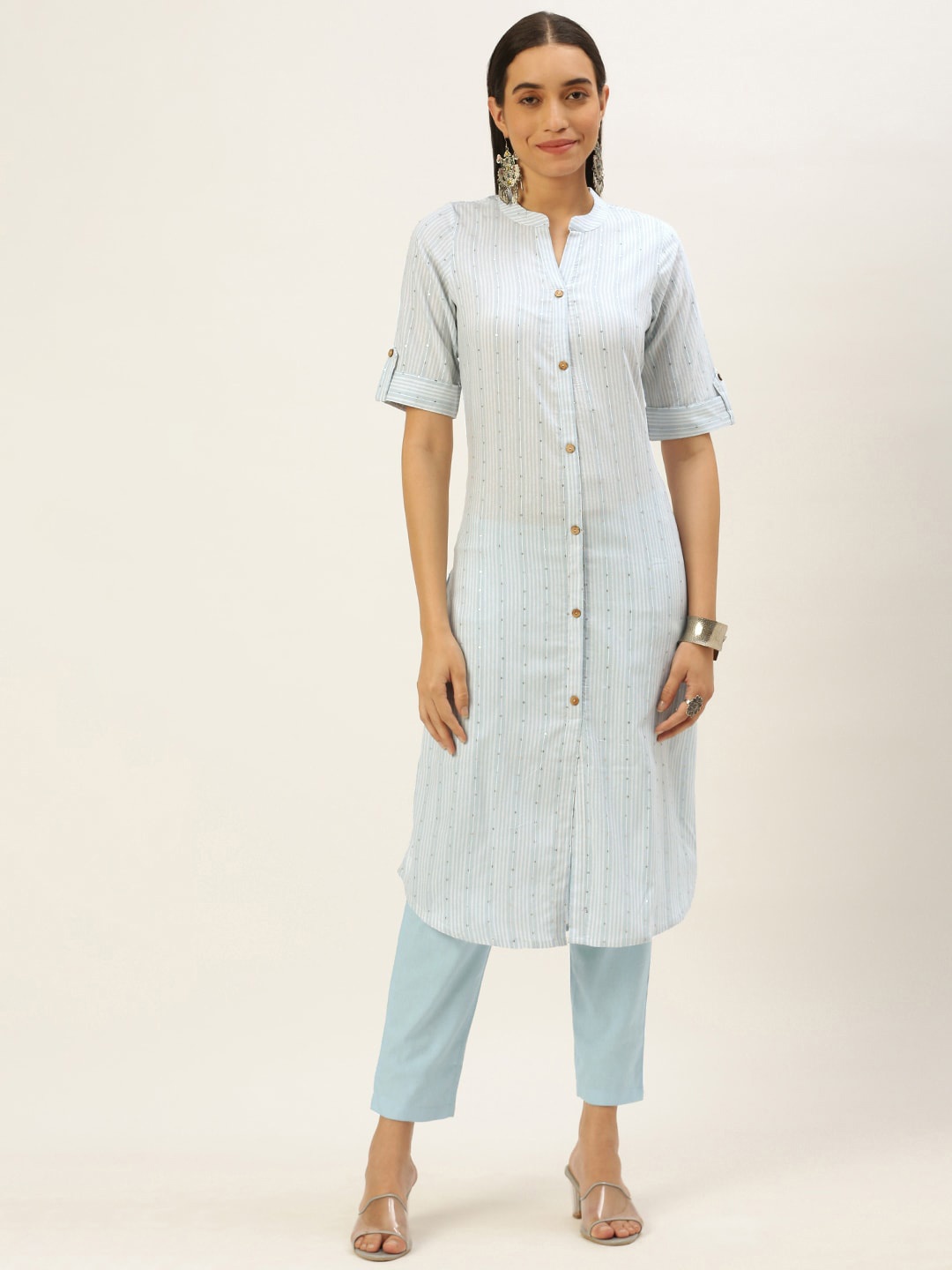 

HRITIKA Striped Mandarin Collar Sequinned Detailed Straight Kurta, Blue