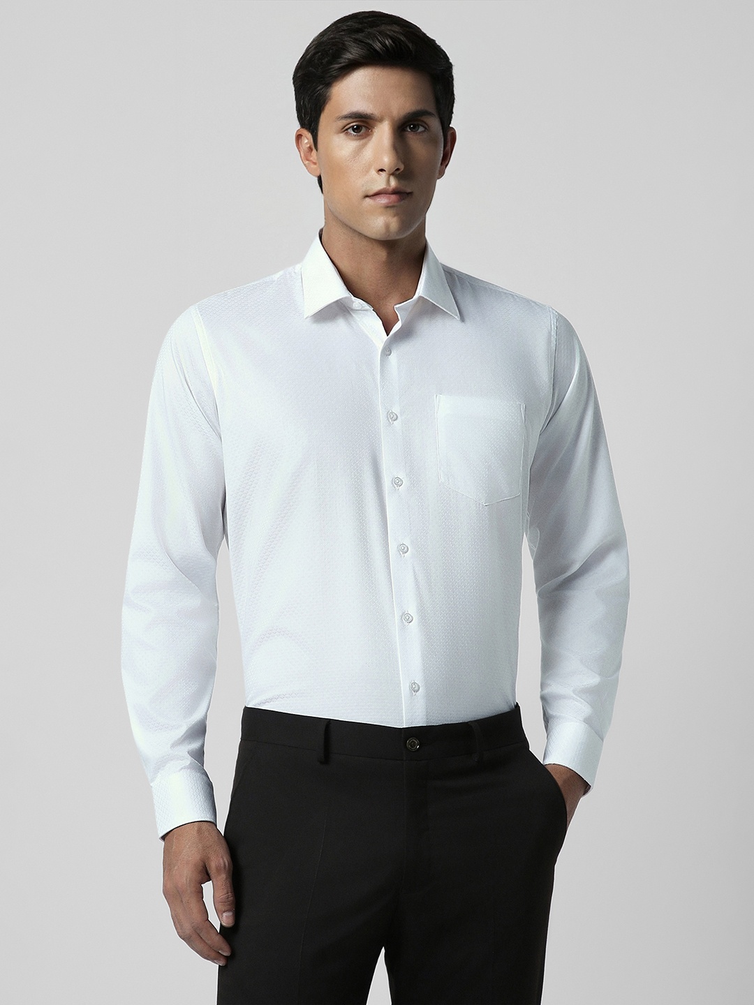 

Van Heusen Men Slim Fit Opaque Party Shirt, White