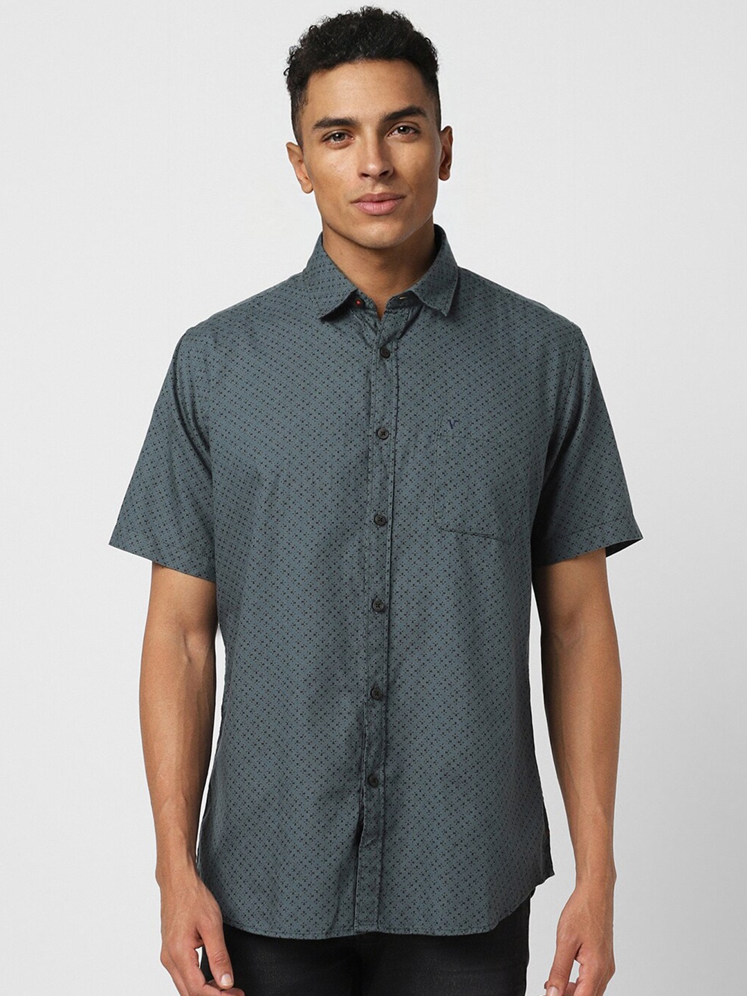 

Van Heusen Sport Slim Fit Micro Ditsy Printed Opaque Cotton Casual Shirt, Green