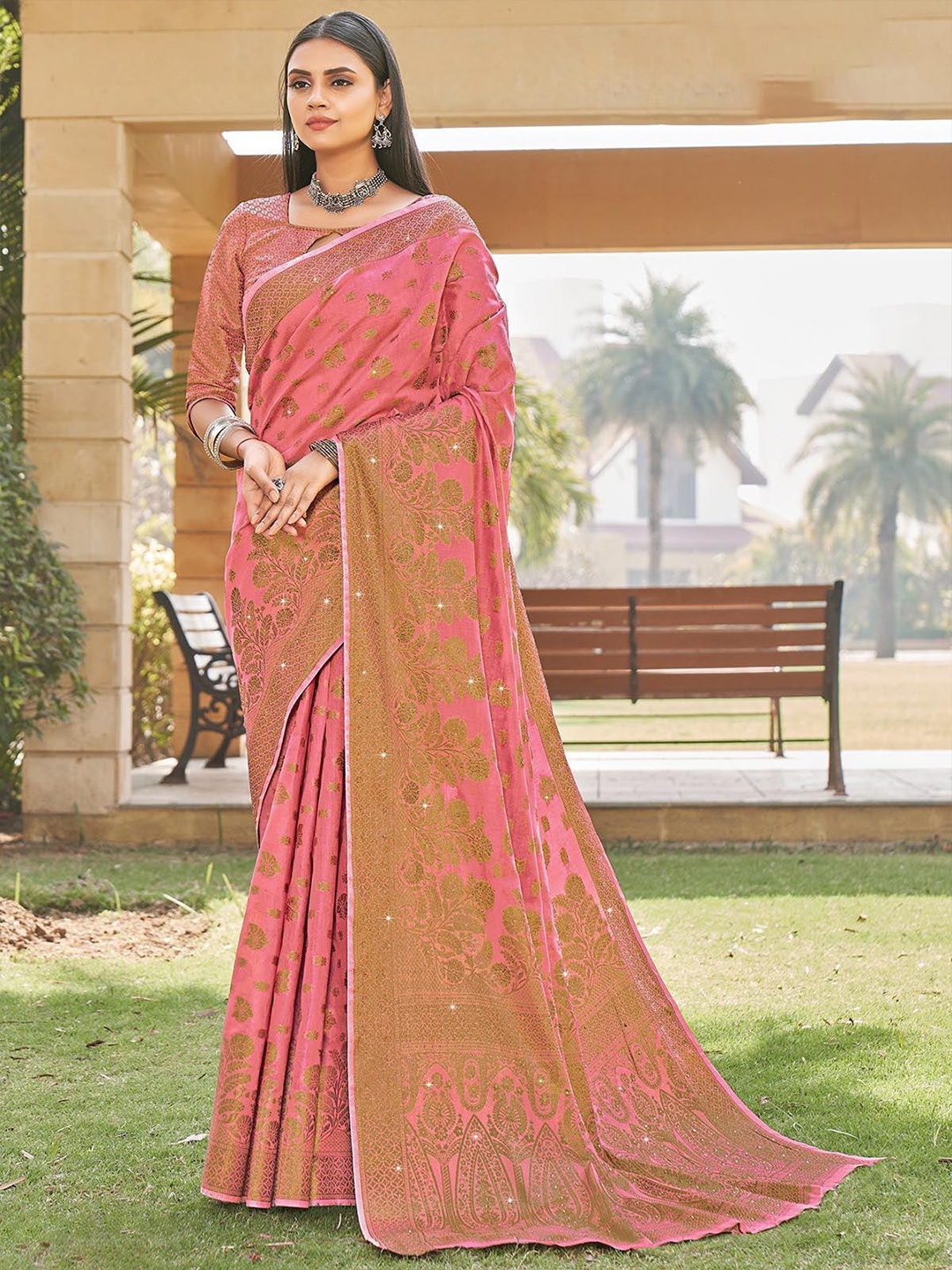 

ODETTE Woven Design Zari Saree, Pink