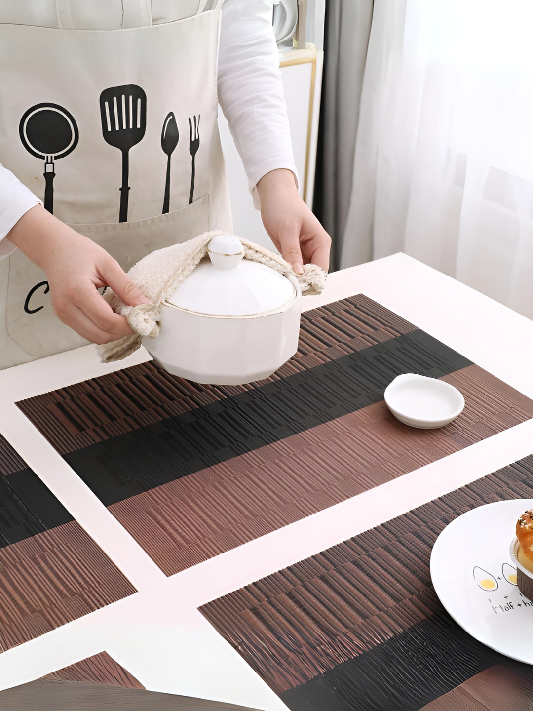 

UniKart Brown 10 Pieces Striped Woven Table Placemat
