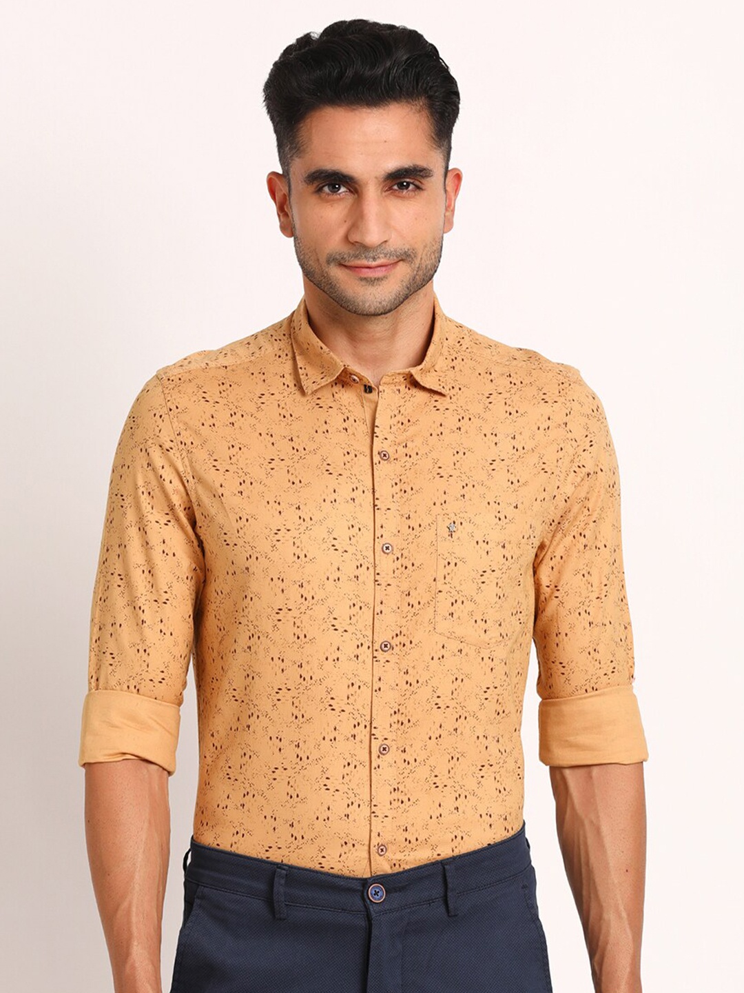 

Turtle Relaxed Slim Fit Long Sleeves Spread Collar Cotton Opaque Printed Casual Shirt, Mustard